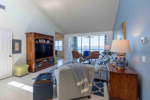 Copropriété à vendre à Palm City, Floride: 2 chambres, 152.17 m2 № 2145971 - photo 3