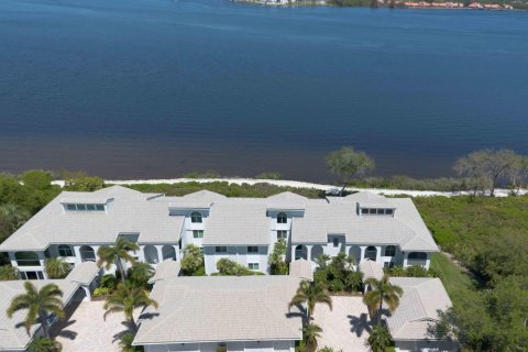 Copropriété à vendre à Palm City, Floride: 2 chambres, 152.17 m2 № 2145971 - photo 27