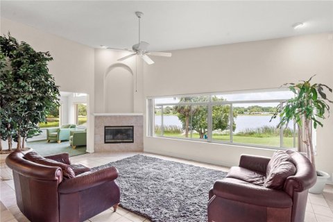House in Mascotte, Florida 5 bedrooms, 454.01 sq.m. № 1789439 - photo 27