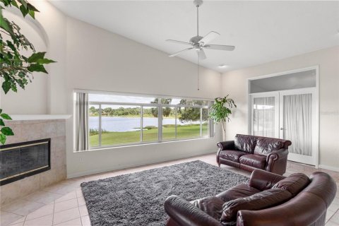 House in Mascotte, Florida 5 bedrooms, 454.01 sq.m. № 1789439 - photo 28