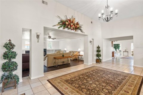 House in Mascotte, Florida 5 bedrooms, 454.01 sq.m. № 1789439 - photo 3