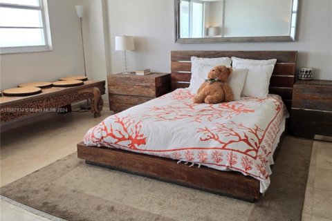 Condominio en venta en Miami Beach, Florida, 2 dormitorios, 120.68 m2 № 1862176 - foto 17