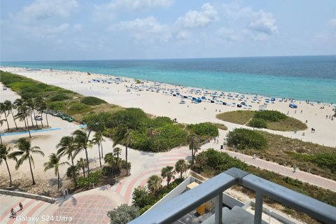 Condominio en venta en Miami Beach, Florida, 2 dormitorios, 120.68 m2 № 1862176 - foto 22