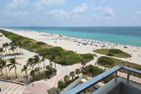 Condominio en venta en Miami Beach, Florida, 2 dormitorios, 120.68 m2 № 1862176 - foto 3