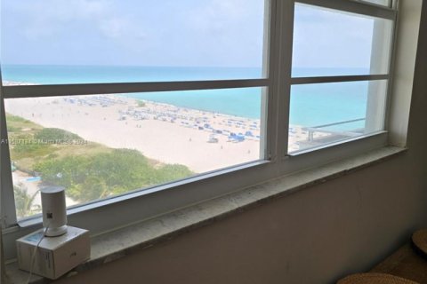 Condominio en venta en Miami Beach, Florida, 2 dormitorios, 120.68 m2 № 1862176 - foto 15