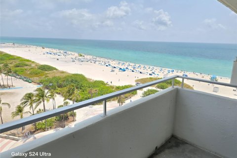 Condominio en venta en Miami Beach, Florida, 2 dormitorios, 120.68 m2 № 1862176 - foto 26
