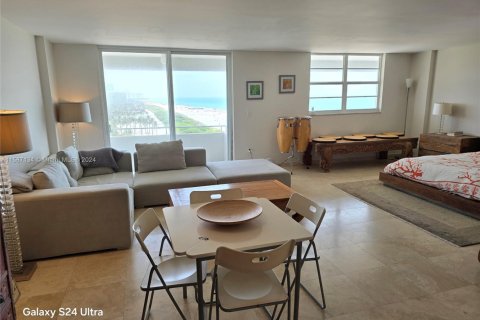 Condominio en venta en Miami Beach, Florida, 2 dormitorios, 120.68 m2 № 1862176 - foto 8