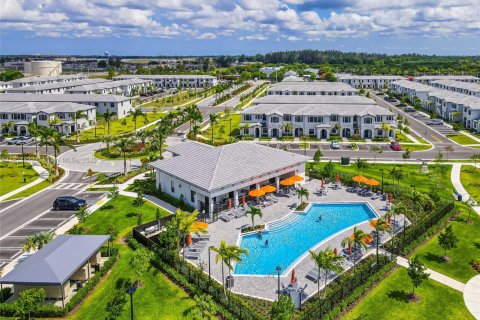 Adosado en venta en Homestead, Florida, 3 dormitorios, 149.57 m2 № 1799188 - foto 9