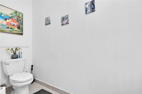Adosado en venta en Homestead, Florida, 3 dormitorios, 149.57 m2 № 1799188 - foto 23