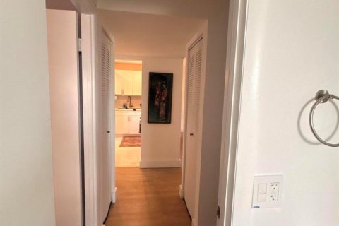 Copropriété à louer à Dania Beach, Floride: 2 chambres, 94.76 m2 № 2085348 - photo 12