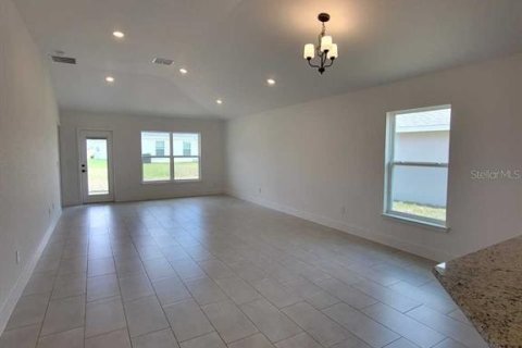 House in Ocala, Florida 4 bedrooms, 187.66 sq.m. № 2234408 - photo 5
