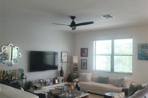 Casa en alquiler en Kissimmee, Florida, 6 dormitorios, 335.28 m2 № 1678469 - foto 21