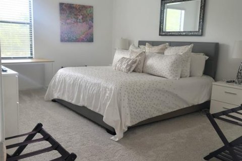 Casa en alquiler en Kissimmee, Florida, 6 dormitorios, 335.28 m2 № 1678469 - foto 18