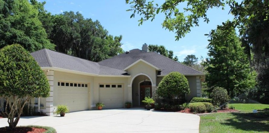 Villa ou maison à Ocala, Floride 3 chambres, 212.28 m2 № 2413713