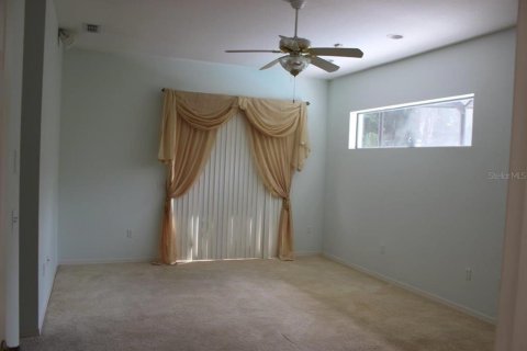 Villa ou maison à louer à Ocala, Floride: 3 chambres, 212.28 m2 № 2413713 - photo 10