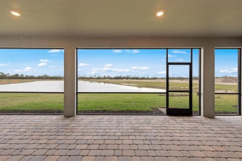 House in North Port, Florida 3 bedrooms, 254.46 sq.m. № 1400623 - photo 26