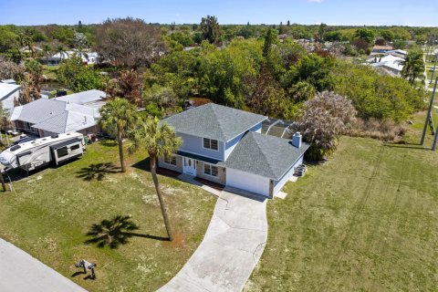 Villa ou maison à vendre à Port St. Lucie, Floride: 5 chambres, 183.39 m2 № 2190851 - photo 5