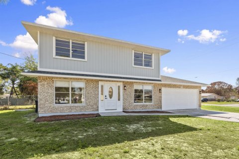 Villa ou maison à vendre à Port St. Lucie, Floride: 5 chambres, 183.39 m2 № 2190851 - photo 2