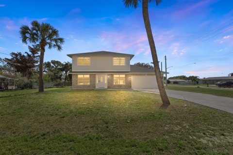 Villa ou maison à vendre à Port St. Lucie, Floride: 5 chambres, 183.39 m2 № 2190851 - photo 6