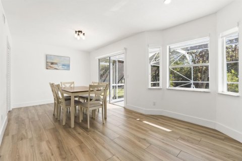 Villa ou maison à vendre à Port St. Lucie, Floride: 5 chambres, 183.39 m2 № 2190851 - photo 18