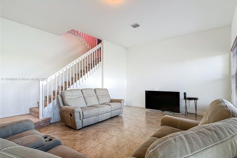 Casa en venta en Ave Maria, Florida, 5 dormitorios, 392.6 m2 № 1331077 - foto 25