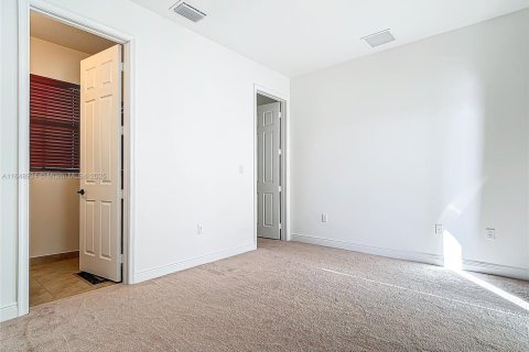 Casa en venta en Ave Maria, Florida, 5 dormitorios, 392.6 m2 № 1331077 - foto 27