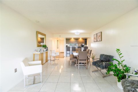 Copropriété à vendre à Davie, Floride: 2 chambres, 128.67 m2 № 2226100 - photo 3