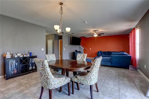House in Wimauma, Florida 4 bedrooms, 244.61 sq.m. № 1887067 - photo 12