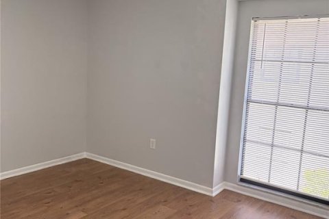 Condo in Tampa, Florida, 2 bedrooms  № 2217397 - photo 8
