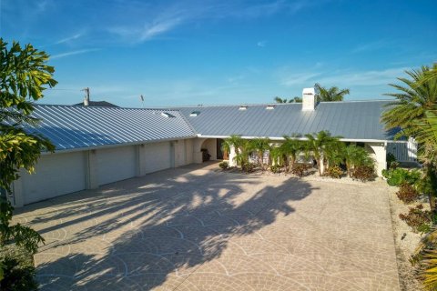 Casa en venta en Edgewater, Florida, 3 dormitorios, 255.85 m2 № 1675405 - foto 9