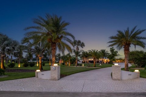 Casa en venta en Edgewater, Florida, 3 dormitorios, 255.85 m2 № 1675405 - foto 5