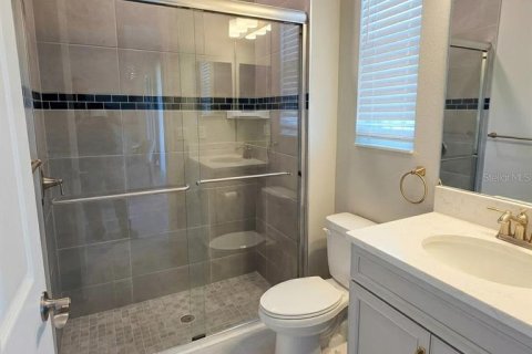 House in Wesley Chapel, Florida 6 bedrooms, 506.5 sq.m. № 2221500 - photo 17