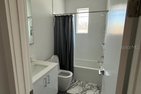 Apartamento en alquiler en Saint Petersburg, Florida, 1 dormitorio, 70.05 m2 № 1354042 - foto 10