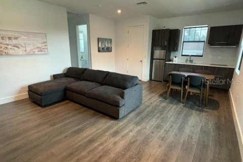 Apartamento en alquiler en Saint Petersburg, Florida, 1 dormitorio, 70.05 m2 № 1354042 - foto 7