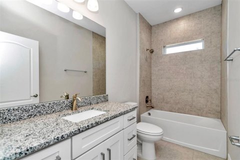 Снять в аренду виллу или дом в Саммерфилд, Флорида 4 комнаты, 184.88м2, № 1893841 - фото 16