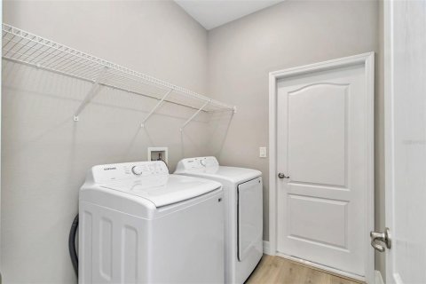 Снять в аренду виллу или дом в Саммерфилд, Флорида 4 комнаты, 184.88м2, № 1893841 - фото 18