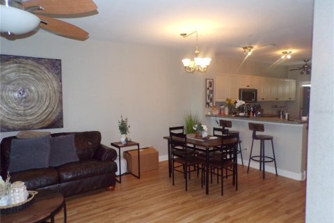 Copropriété à louer à Punta Gorda, Floride: 2 chambres, 92.53 m2 № 2429287 - photo 5