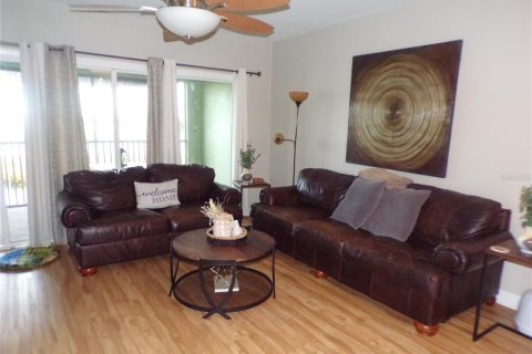 Copropriété à louer à Punta Gorda, Floride: 2 chambres, 92.53 m2 № 2429287 - photo 3