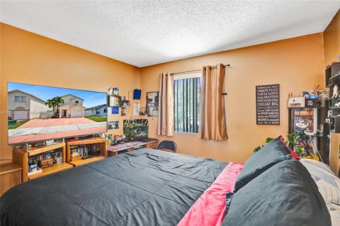Villa ou maison à vendre à Miami, Floride: 3 chambres, 132.39 m2 № 2014202 - photo 25