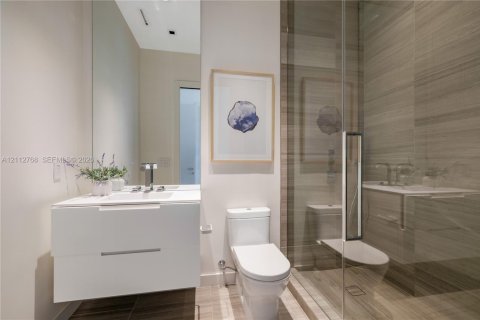 Condominio en venta en Miami Beach, Florida, 3 dormitorios, 247.86 m2 № 2434211 - foto 19