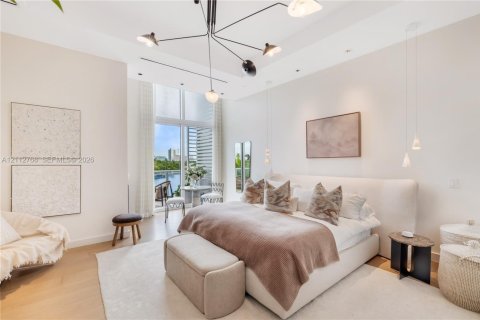 Condominio en venta en Miami Beach, Florida, 3 dormitorios, 247.86 m2 № 2434211 - foto 12