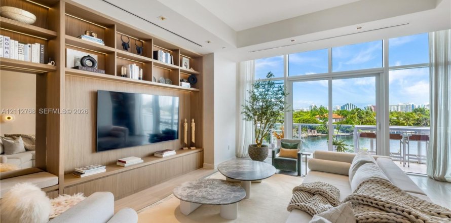 Condominio en Miami Beach, Florida, 3 dormitorios  № 2434211