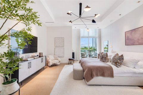 Condominio en venta en Miami Beach, Florida, 3 dormitorios, 247.86 m2 № 2434211 - foto 11