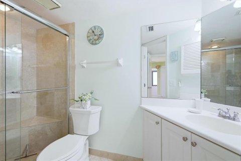 Купить кондоминиум в Бока Гранде, Флорида 4 комнаты, 67.82м2, № 2218335 - фото 18