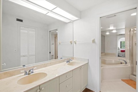 Condominio en venta en Venice, Florida, 2 dormitorios, 121.7 m2 № 2225372 - foto 17