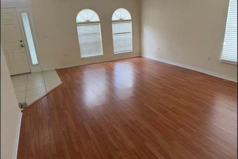 Villa ou maison à louer à Lakeland, Floride: 4 chambres, 183.76 m2 № 2377853 - photo 2