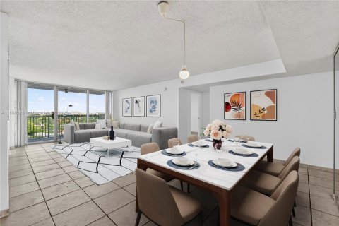 Condominio en venta en Miami Beach, Florida, 2 dormitorios, 152.82 m2 № 1952034 - foto 4