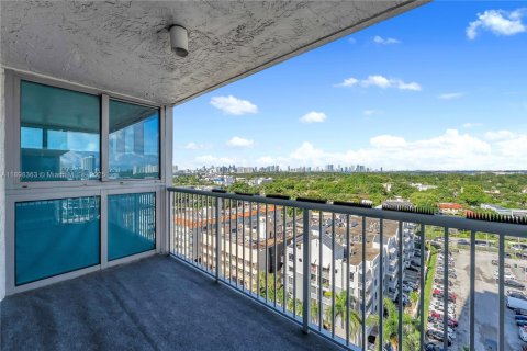Condominio en venta en Miami Beach, Florida, 2 dormitorios, 152.82 m2 № 1952034 - foto 9