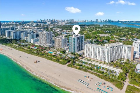 Condominio en venta en Miami Beach, Florida, 2 dormitorios, 152.82 m2 № 1952034 - foto 1