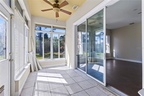 House in Orlando, Florida 4 bedrooms, 335.19 sq.m. № 2150115 - photo 24